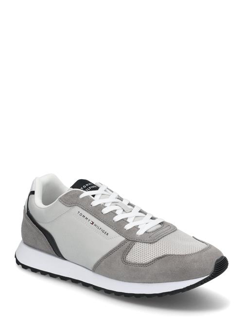 Se New Runner Eva Mix Tommy Hilfiger Grey ved Booztlet