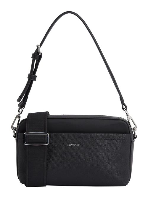 Calvin Klein Skuldertaske 'MUST'  sort