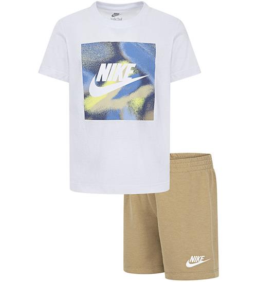 Nike ShortssÃ¦t - T-shirt/Shorts - Parachute Beige