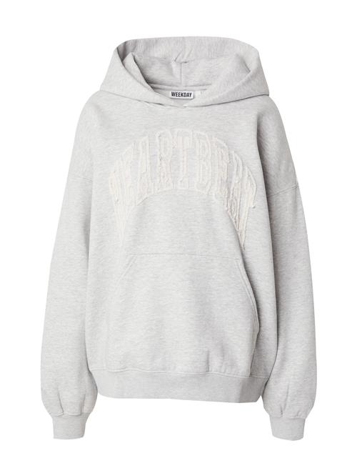 Se WEEKDAY Sweatshirt 'Tony'  grå-meleret / hvid ved About You