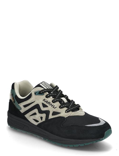 Se Legacy 96 Caviar / Abbey St Karhu Black ved Booztlet