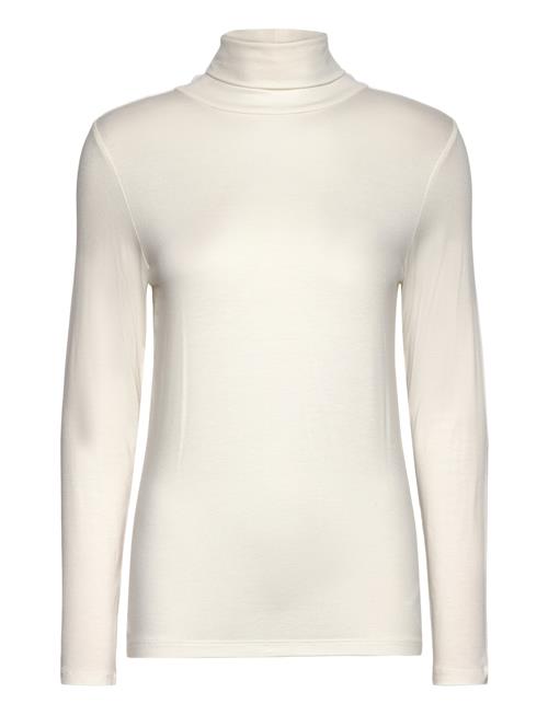 Blouse From Freequent In A Light And Soft Jersey Material. The Blouse Has A Simp FREE/QUENT Cream