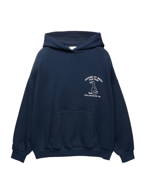 Se Pull&Bear Sweatshirt 'DUCK'  navy / hvid ved About You