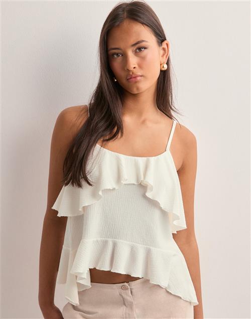 Nelly - Hvid - Cute Flounce Strap Top