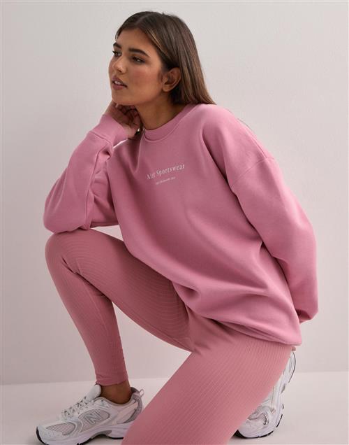 Aim'n - Pink - Serif Sweatshirt