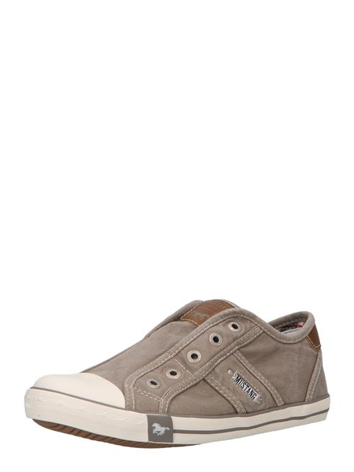 MUSTANG Sneaker low  mudderfarvet / sort / hvid