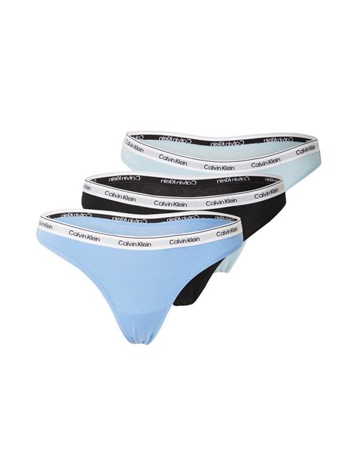 Se Calvin Klein Underwear String  pastelblå / lyseblå / sort / hvid ved About You