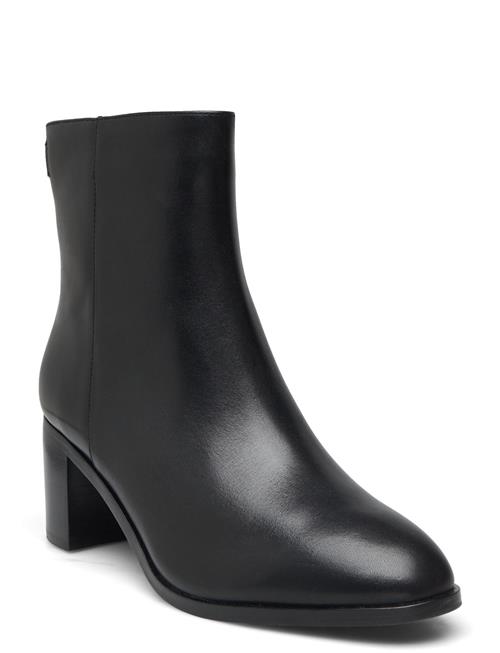 Cassie Burnished Leather Bootie Lauren Ralph Lauren Black