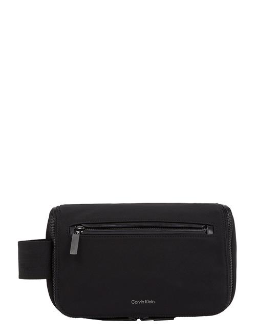 Ck Ease Washbag W/Hanger Calvin Klein Black