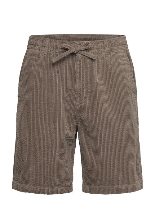 Akjan Corduroy Shorts. Anerkjendt Green