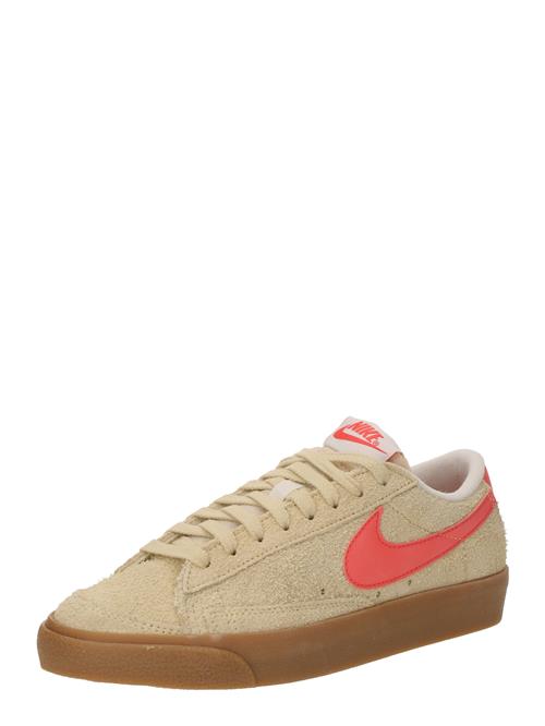 Se Nike Sportswear Sneaker low 'BLAZER 77 VNTG'  lysegul / orange ved About You