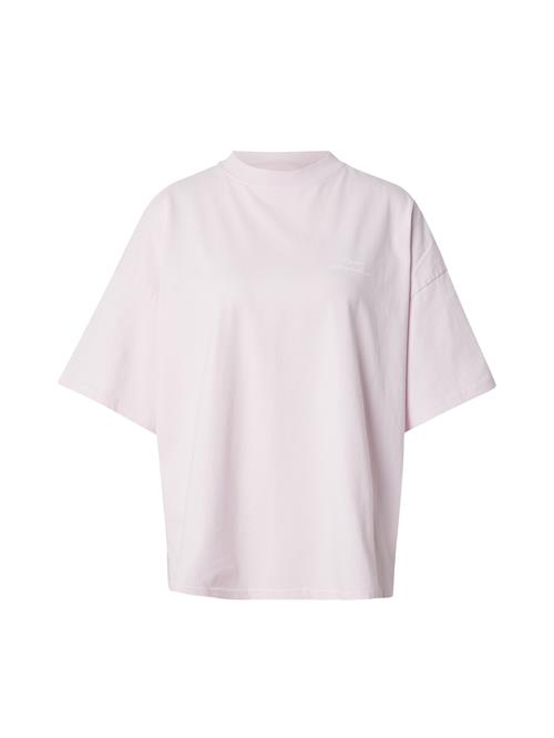 Pegador Oversized bluse 'NENNO'  lyserød / sort / hvid