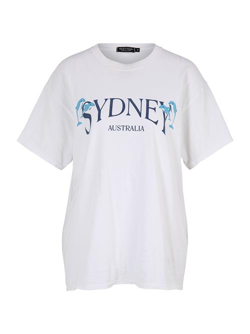 Se Nasty Gal Shirts 'Sydney'  blå / lyseblå / hvid ved About You