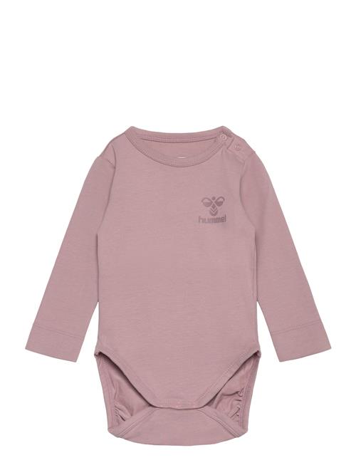 Se Hmlmino Body L/S Hummel Pink ved Booztlet