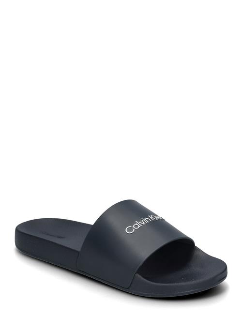 Se Pool Slide Rubber Calvin Klein Navy ved Booztlet