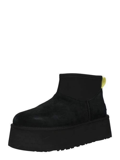 Se UGG Boots 'Classic'  citrongul / sort ved About You