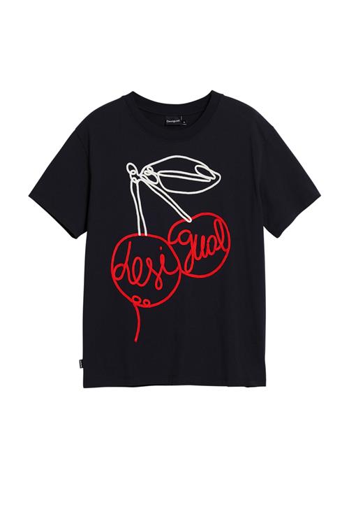 Se Desigual Shirts 'Cherry'  rød / sort / hvid ved About You