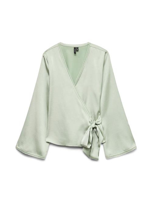 Se VERO MODA Bluse 'VMSofia'  mint ved About You