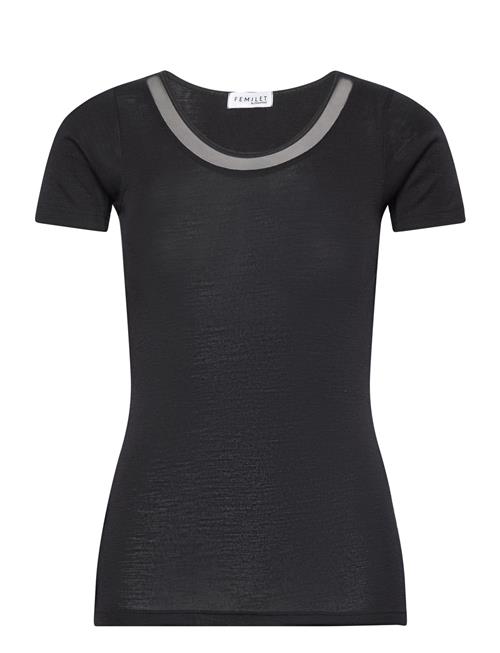 Se Juliana T-Shirt Short Sleeve Wool Femilet Black ved Booztlet