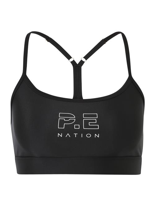 Se P.E Nation BH  sort / hvid ved About You