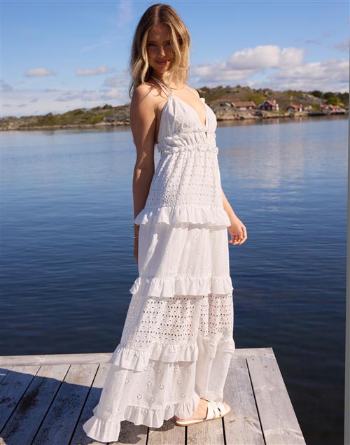 Nelly - Hvid - Embroidered Dream Dress