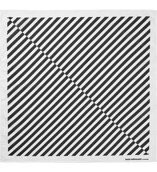 Mads Nørgaard Tørklæde - 55x55 cm - Sort/Hvid Stribet