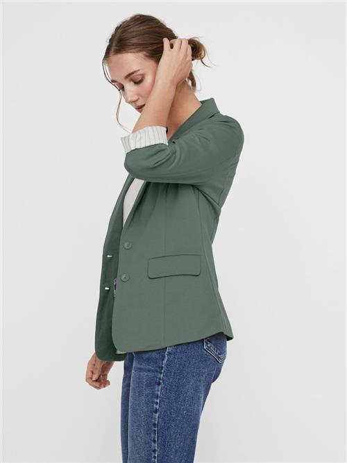 Se VERO MODA Blazer  grøn ved About You