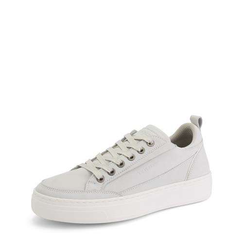 Se Travelin Sneaker low 'Cumbria'  hvid ved About You