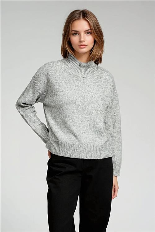 Julia Strik - Lysegrå Meleret - Dame - S - TeeShoppen