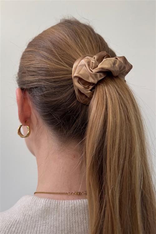 Satin Scrunchie - Lys Beige - One-Size - TeeShoppen