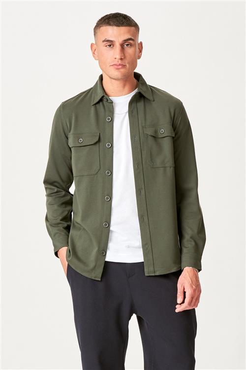 Performance Regular Overshirt - Mørk Oliven - Regular fit - L - TeeShoppen