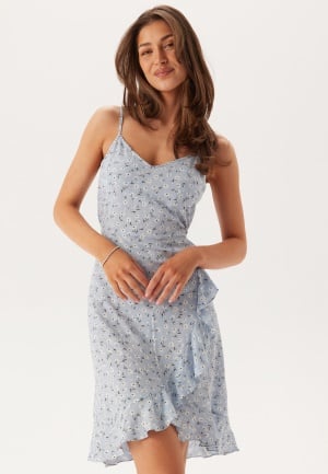 Pieces Pcnya Strap Flounce Dress Cashmere Blue Aop:flower XS
