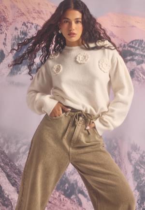 BUBBLEROOM Decorated Knitted Sweater Offwhite L