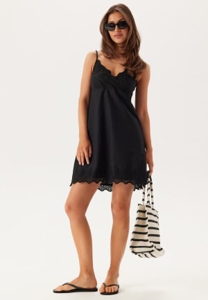 ONLY Onllou Life Emb Strap Dress  Black M