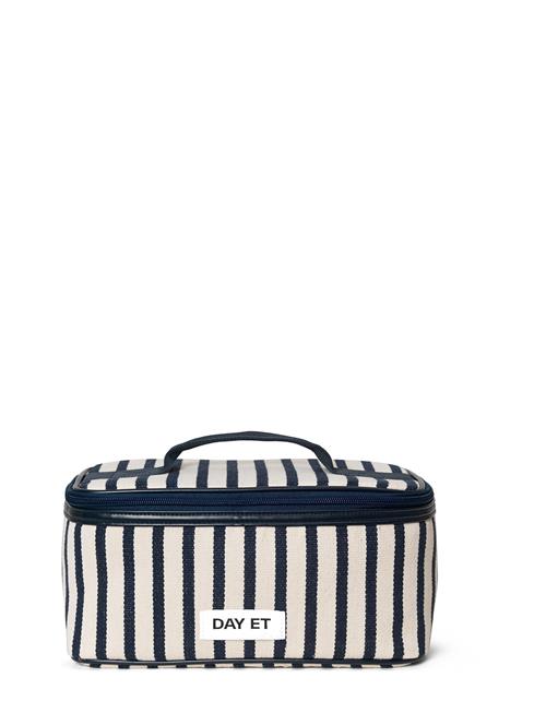 Day Gweneth J Beachy Box DAY ET Patterned
