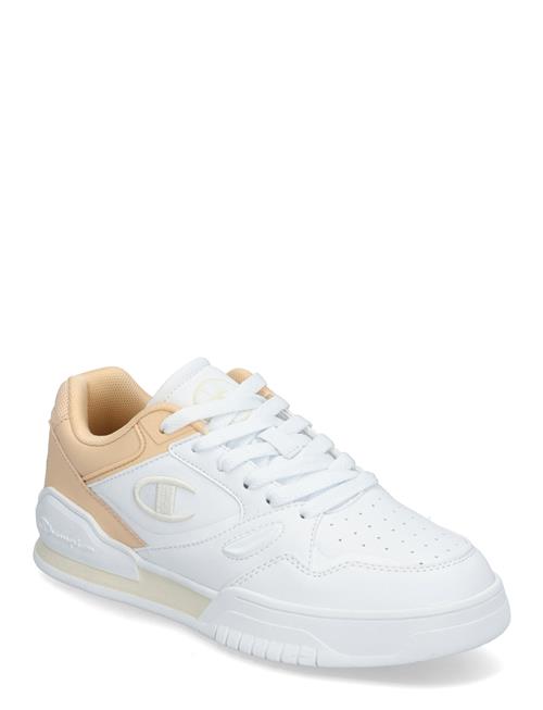 3 Point Low Tech Low Cut Shoe Champion White
