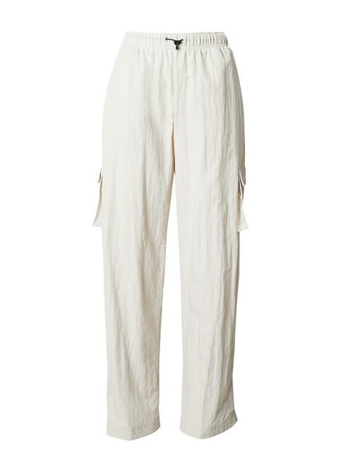 Se Nike Sportswear Cargobukser  beige ved About You