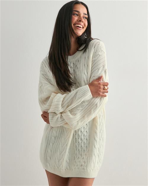 Nelly - Hvid - Oversized Cable Knit Sweater