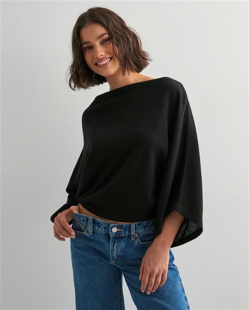 Nelly - Sort - Effortless Poncho Sweater