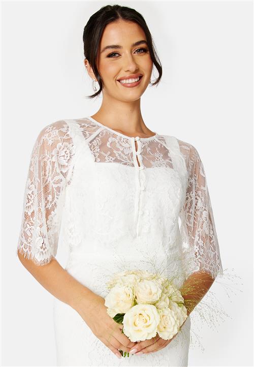 Se Bubbleroom Occasion Hollie Lace Jacket ved Bubbleroom