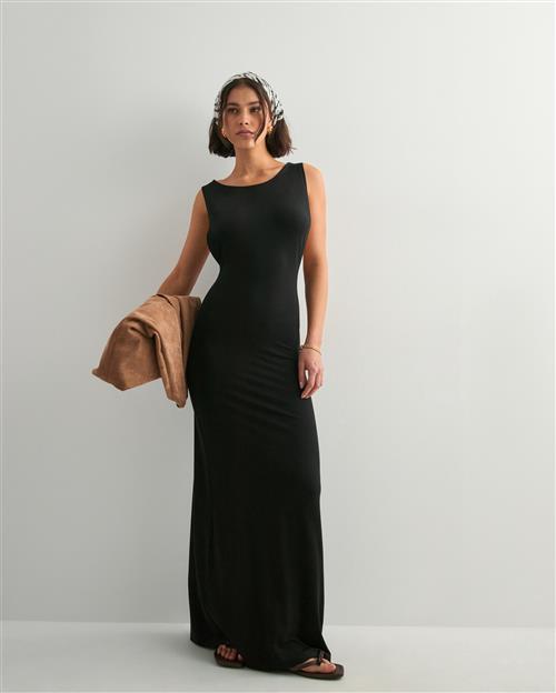 Nelly - Sort - Scooped Armhole Dress