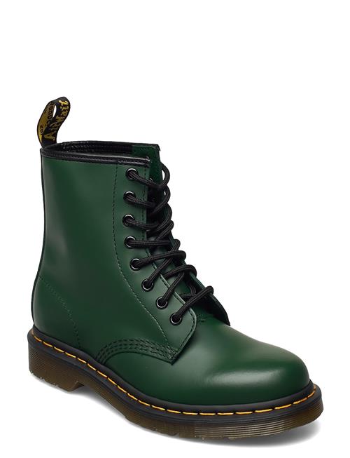 1460 Smooth Dr. Martens Green