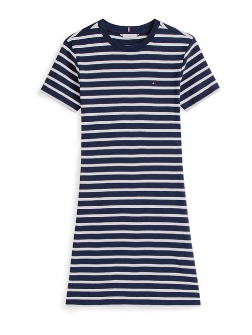 Se TOMMY HILFIGER Kjole 'NEW CODY'  marin / hvid ved About You