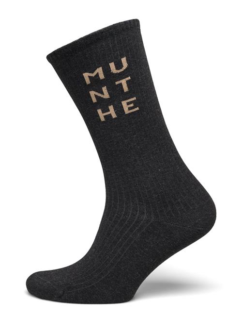 Ekanea Munthe Black