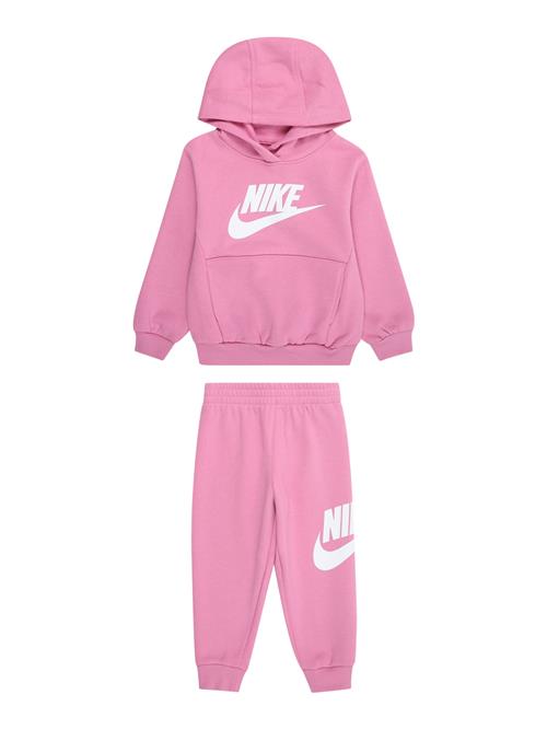 Nike Sportswear Joggingdragt 'CLUB FLEECE'  eosin / hvid