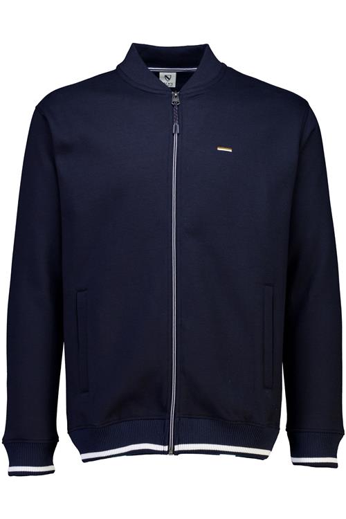 Se Jack's Cardigan ved Tøjeksperten