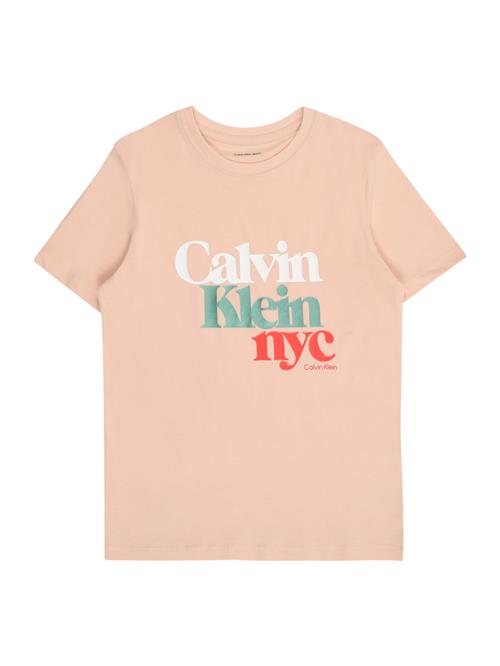 Se Calvin Klein Jeans Bluser & t-shirts  grøn / pudder / rød / hvid ved About You