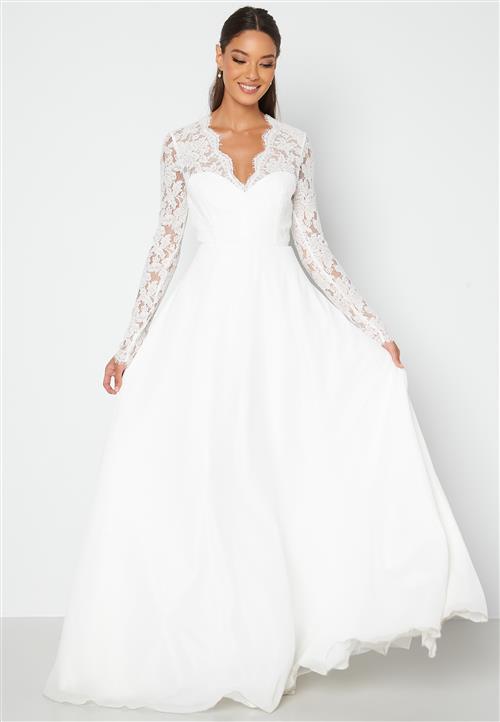 Chiara Forthi Kate lace gown
