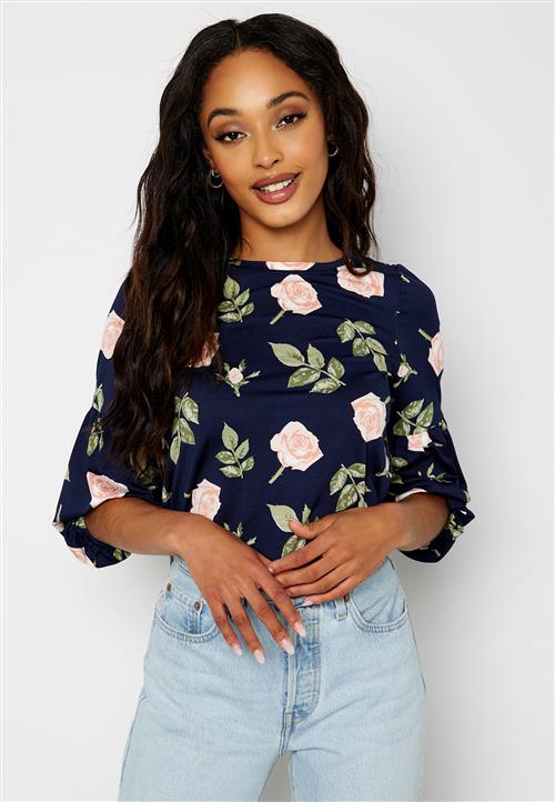 Happy Holly Blenda puff sleeve top
