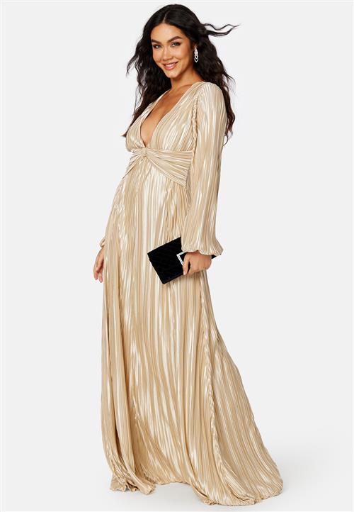 Bubbleroom Occasion Mae Pleated Gown